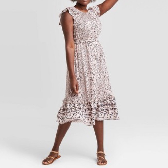 Universal Thread Dresses & Skirts - Universal Threads Mauve Flutter Sleeve Midi Dress